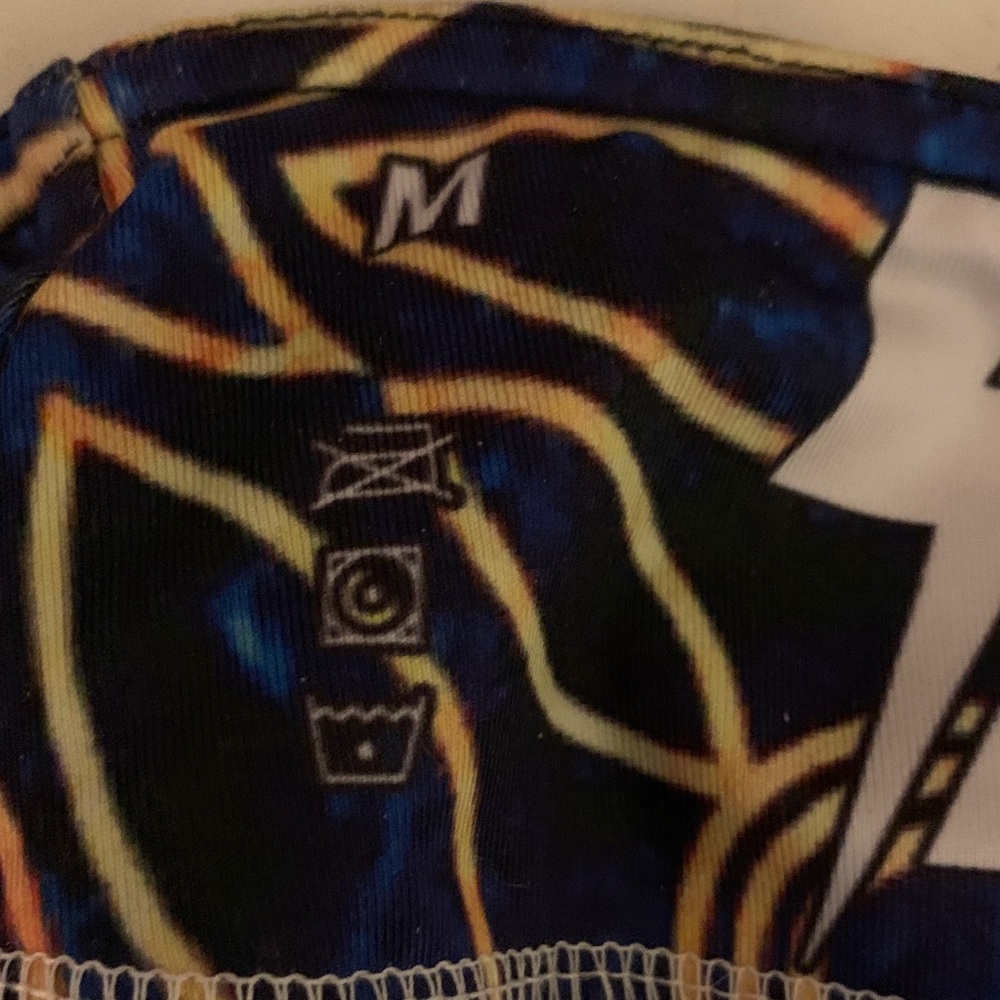 Electro Threads Leggings with Vibrant Blue and Orange Patterns - Med - Picture 7 of 7